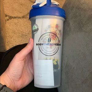 NWT genuine blender bottle BPA free